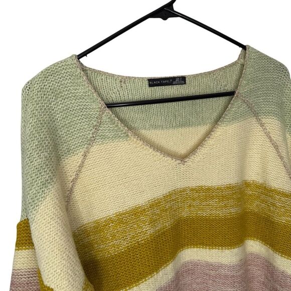 |EUC| BLACK TAPE_ Striped Knit V Neck Sweater - Picture 2 of 5